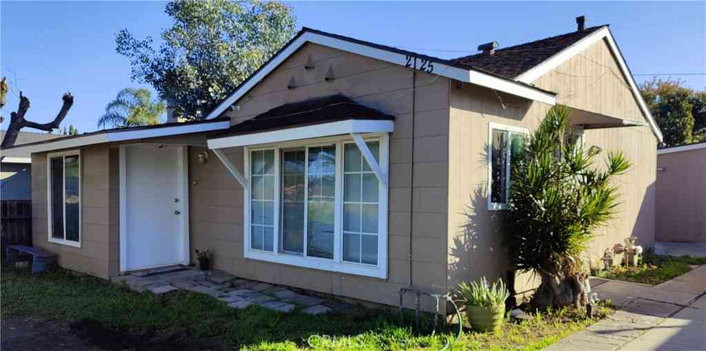 Homes For Sale - 2125 Rousselle Street<br/> Santa Ana, CA 92707