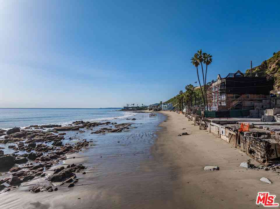 Vacant Land For Sale - 20848 Pacific Coast Highway<br/> Malibu, CA 90265