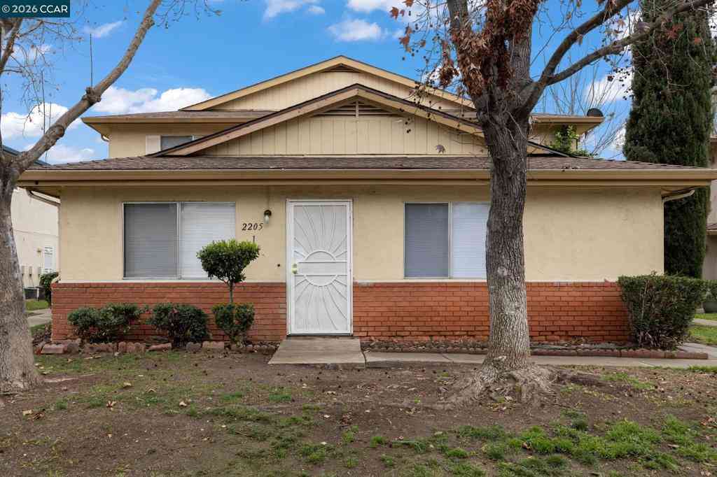 Condo For Sale - 2205 Peppertree Way #1<br/> Antioch, CA 94509