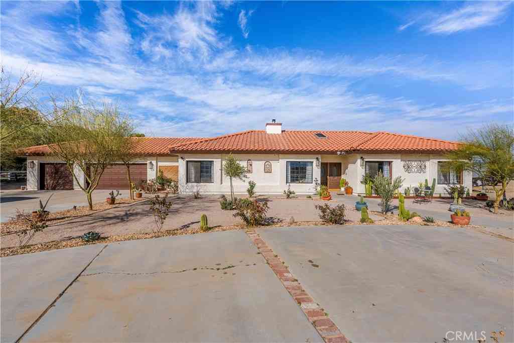 Homes For Sale - 8549 W Avenue D2<br/> Lancaster, CA 93536