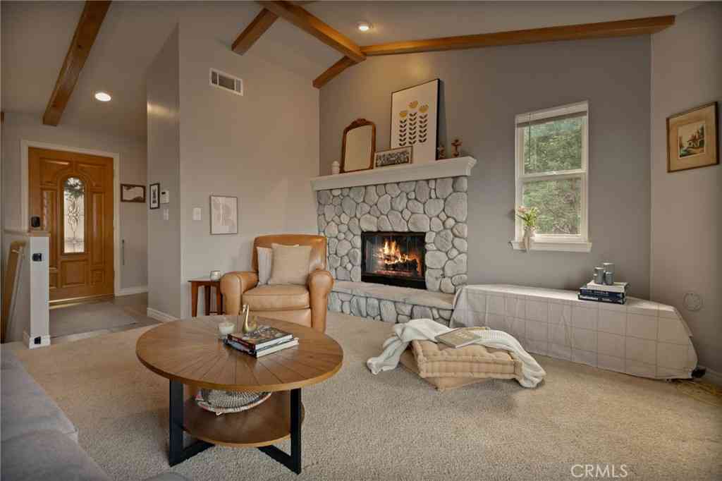 Homes For Sale - 1419 Calgary<br/> Lake Arrowhead, CA 92352