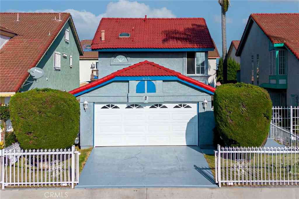 Homes For Sale - 623 W Indigo Street<br/> Compton, CA 90220