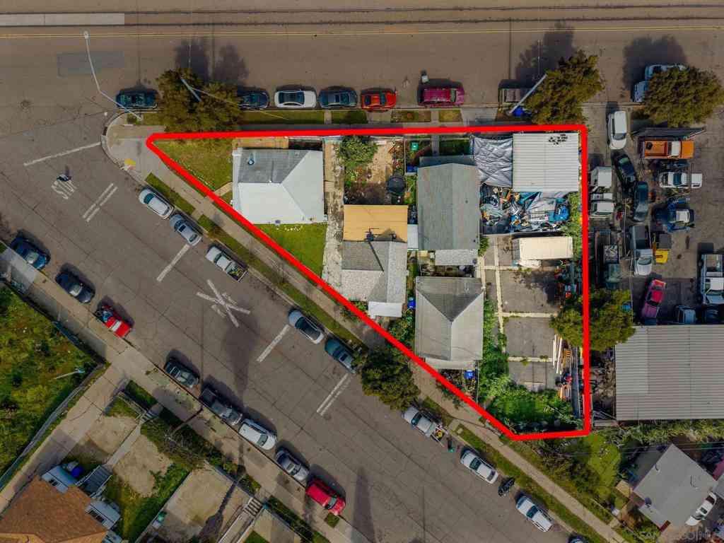 Homes For Sale - 2010 Franklin Ave<br/> San Diego, CA 92113