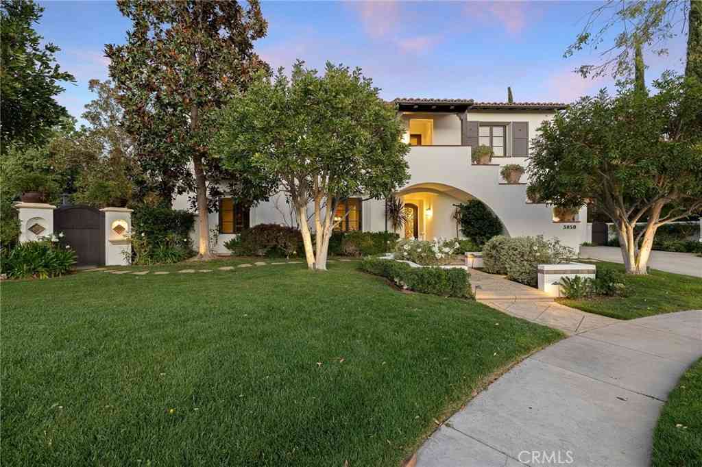 Homes For Sale - 3850 Prado De Las Uvas<br/> Calabasas, CA 91302