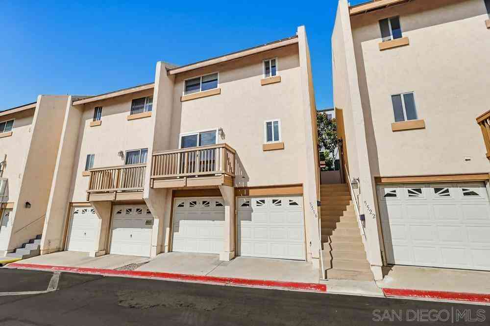 Townhouse For Sale - 5516 Caminito Roberto<br/> San Diego, CA 92111