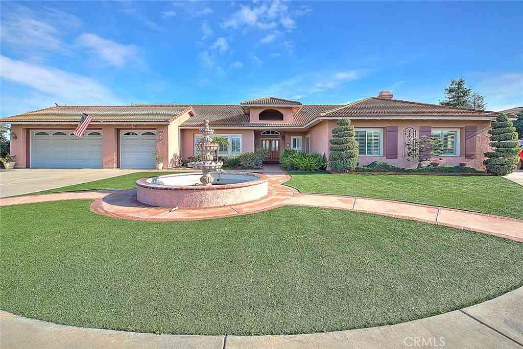 Homes For Sale - 16240 Little Court<br/> Riverside, CA 92508