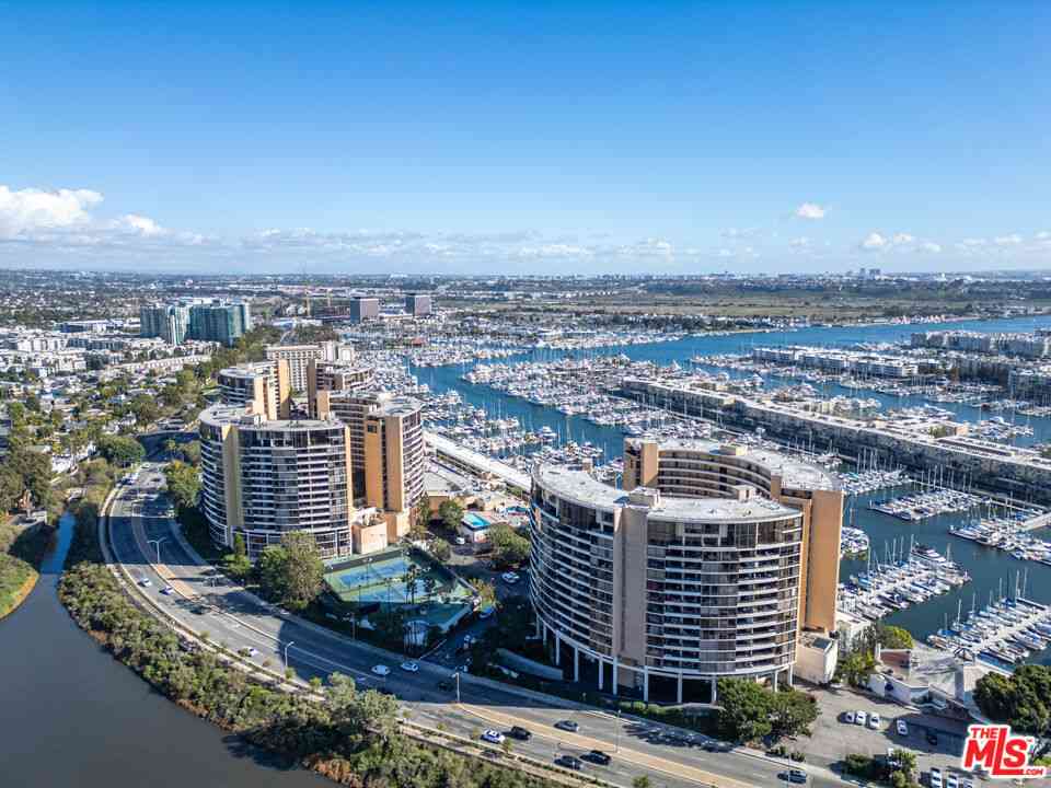 Condo For Rent - 4316 Marina City Dr #1033<br/> Marina Del Rey, CA 90292