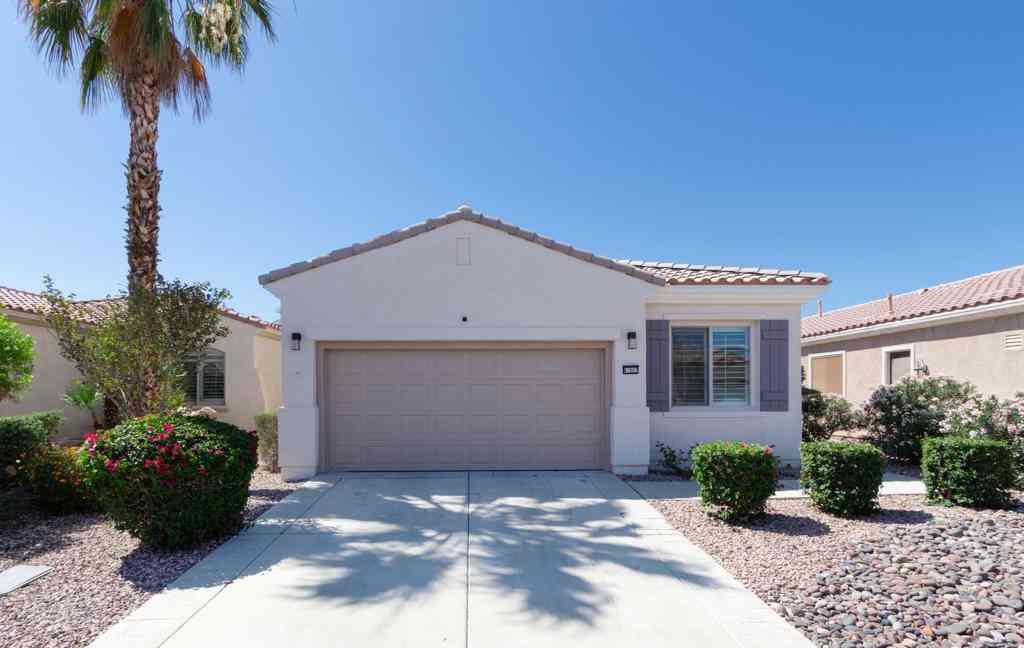 Homes For Sale - 81907 Avenida Bahia<br/> Indio, CA 92203