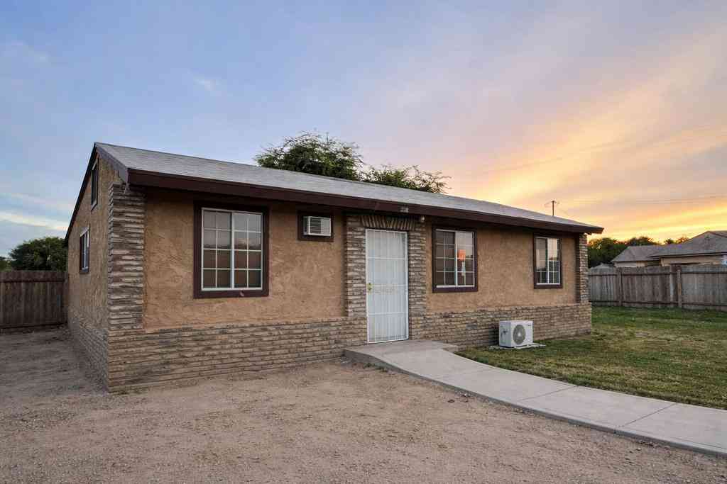 Homes For Rent - 238 E Rice Street<br/> Blythe, CA 92225