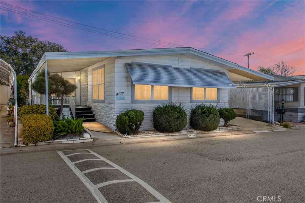 Mobile Home For Sale - 3800 Bradford Street #138<br/> La Verne, CA 91750