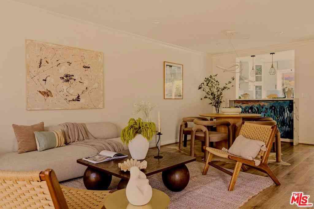 Townhouse For Sale - 843 N Martel Avenue #2<br/> Los Angeles, CA 90046