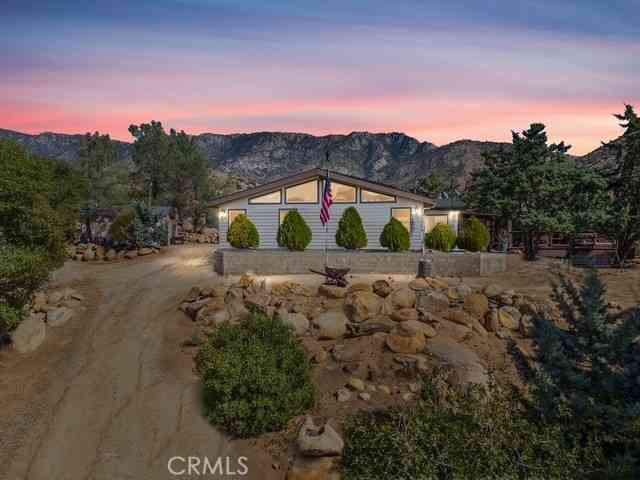 Homes For Sale - 9780 Fay Ranch<br/> Weldon, CA 93240