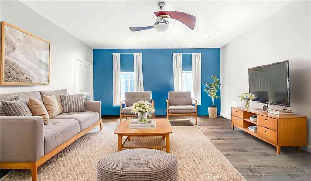 Multifamily For Sale - 217 Columbia Place<br/> Los Angeles, CA 90026