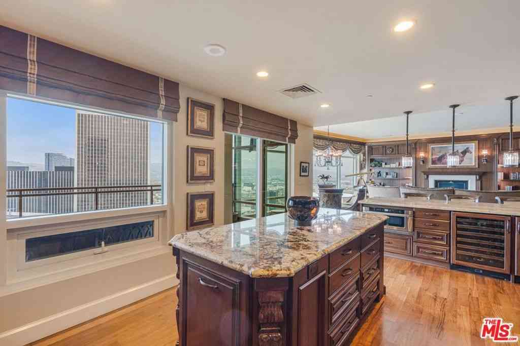 Condo For Sale - 1 W Century Drive #27C<br/> Los Angeles, CA 90067