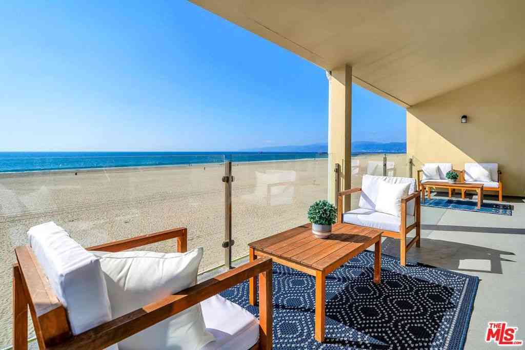 Condo For Rent - 4 Lighthouse Street #13<br/> Marina Del Rey, CA 90292