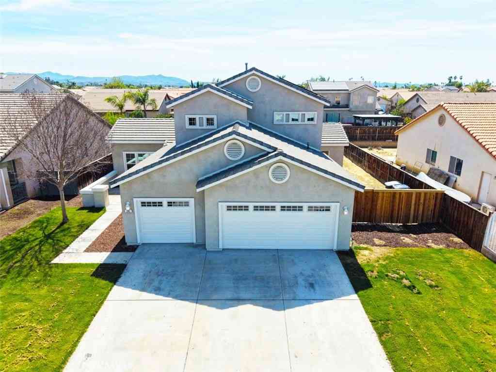 Homes For Sale - 242 Spinnaker Street<br/> San Jacinto, CA 92583