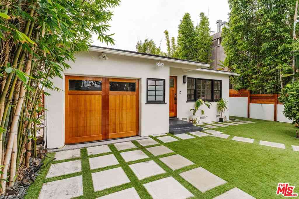 Homes For Sale - 2433 Wilson Avenue<br/> Venice, CA 90291