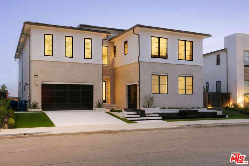 Homes For Sale - 11773 N Greenwood Drive<br/> Porter Ranch, CA 91326