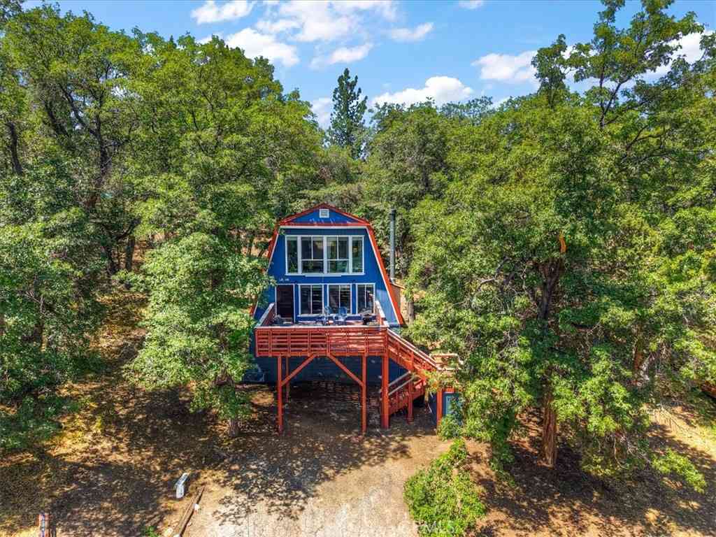 Homes For Sale - 1351 Silverado<br/> Big Bear City, CA 92314