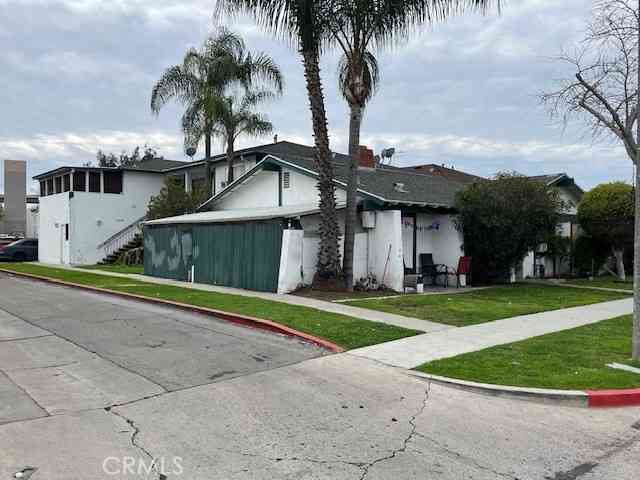 Multifamily For Sale - 2552 E Terrace<br/> Anaheim, CA 92806