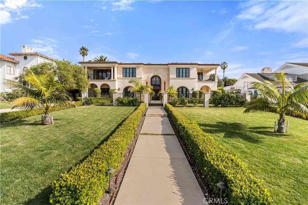 Homes For Sale - 1816 Paseo Del Mar<br/> Palos Verdes Estates, CA 90274