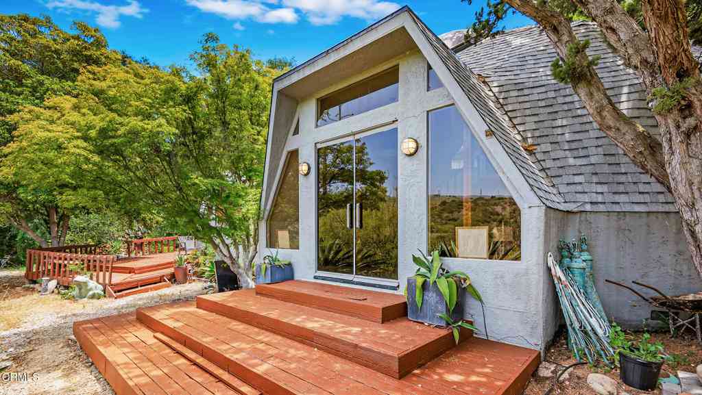 Homes For Sale - 4878 Casitas Pass Road<br/> Ventura County, Ventura, CA 93001
