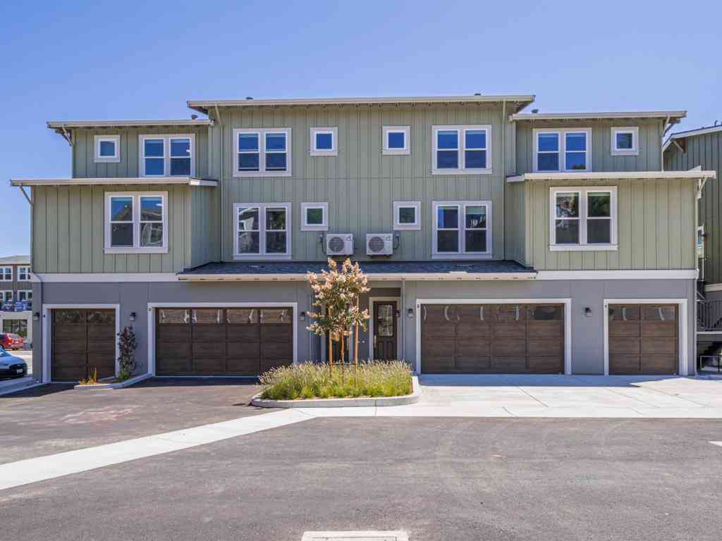 Condo For Sale - 131 Aptos Village Way #2<br/> Aptos, CA 95003