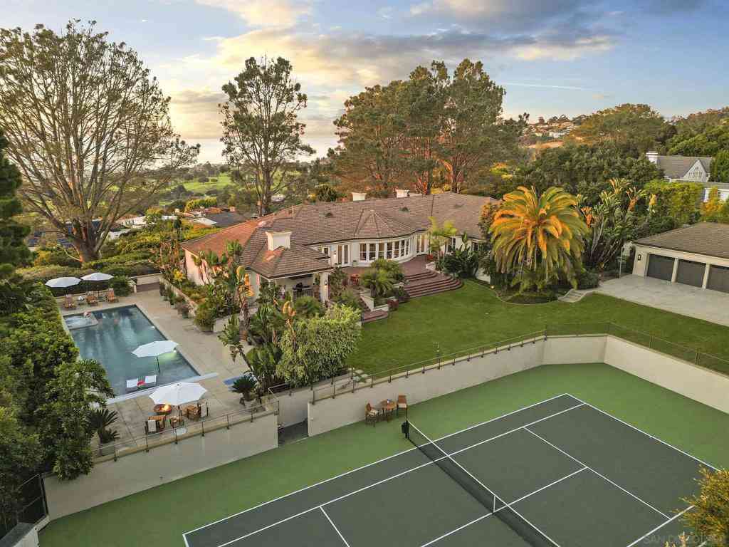 Homes For Sale - 1515 El Camino Del Teatro<br/> San Diego County, La Jolla, CA 92037