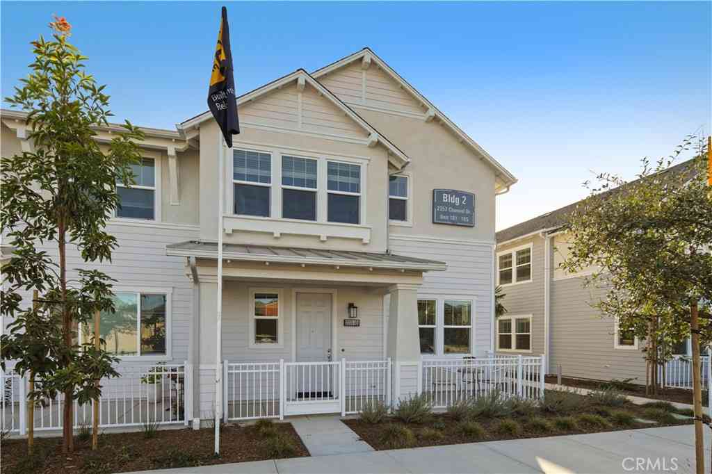 Townhouse For Sale - 2352 Channel Drive #101<br/> Ventura, CA 93003
