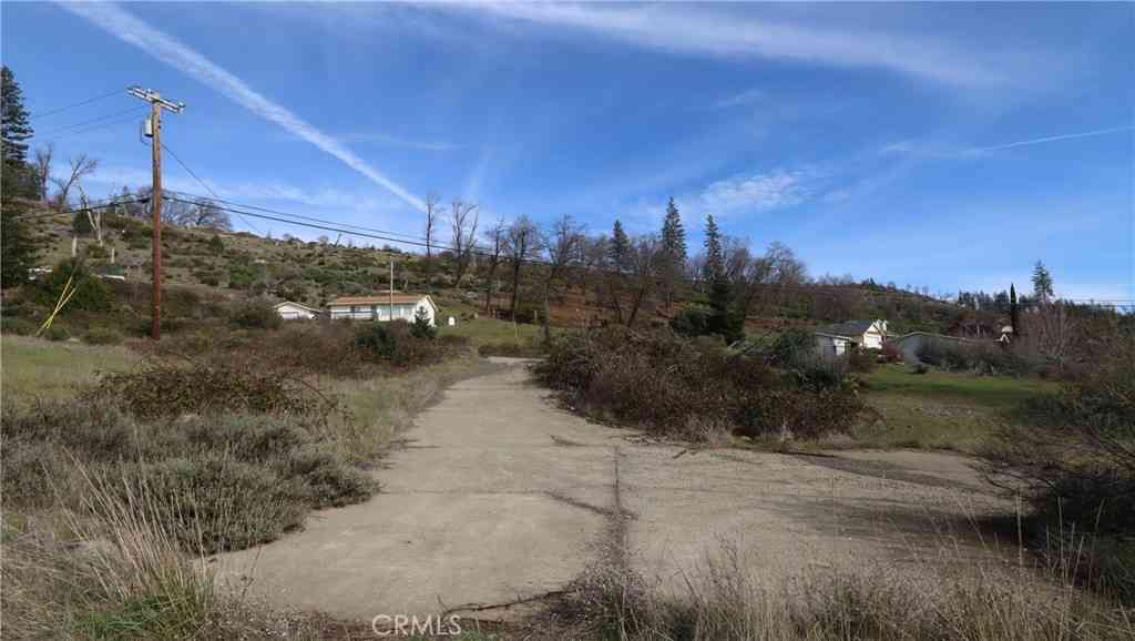 Vacant Land For Sale - 15057 E Hoberg Drive<br/> Cobb, CA 95426