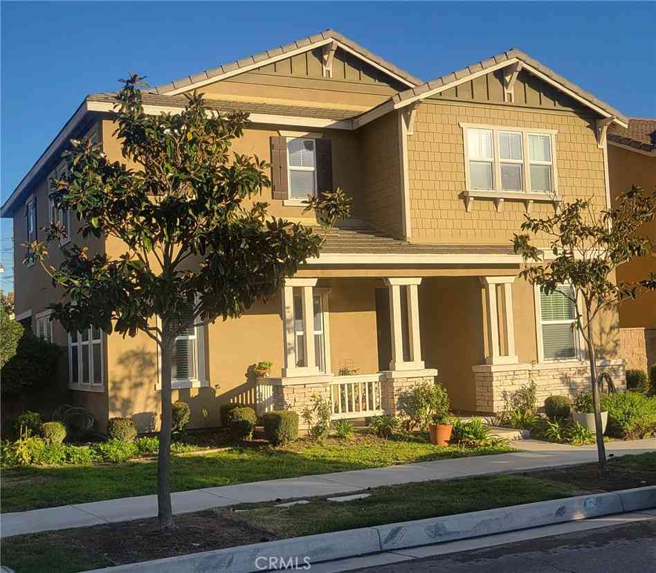 Homes For Sale - 5033 S Centennial Circle<br/> Ontario, CA 91762