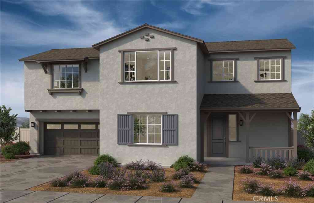 Homes For Sale - 4805 Arroyo Run<br/> Moorpark, CA 93021