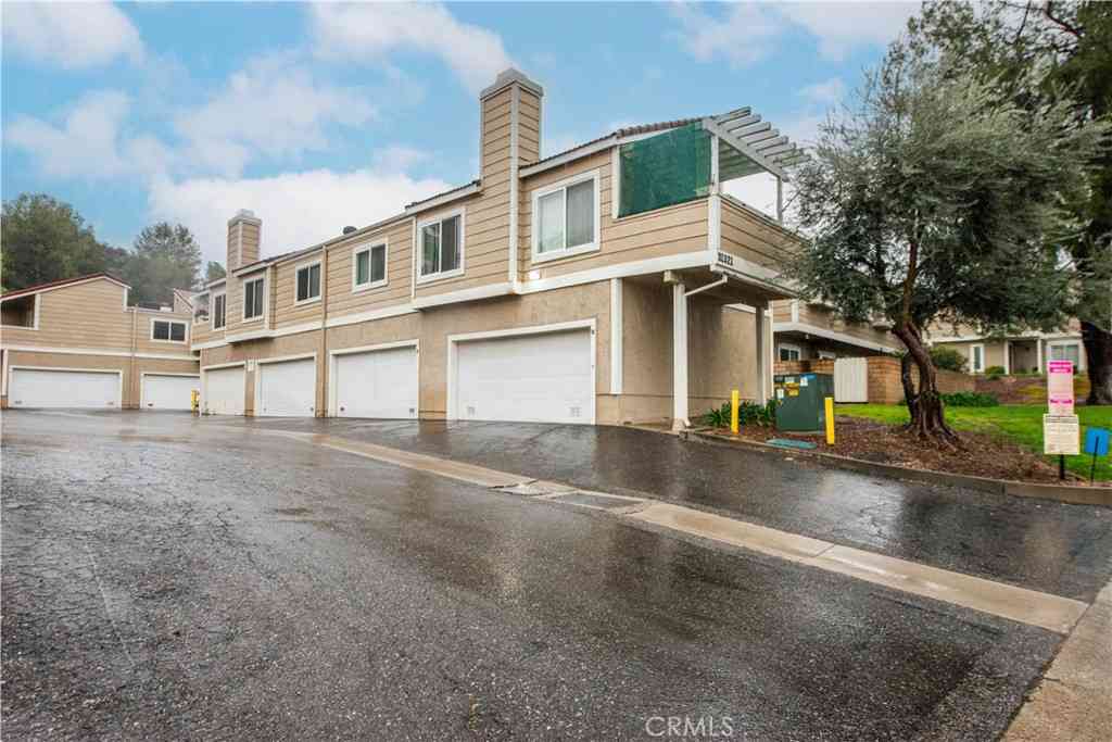 Condo For Sale - 31321 The Old #G<br/> Castaic, CA 91384