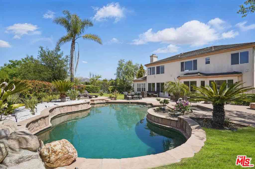 Homes For Rent - 4040 Leighton Point Road<br/> Calabasas, CA 91301