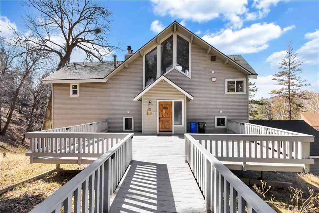 Homes For Sale - 27814 North Bay<br/> Lake Arrowhead, CA 92352
