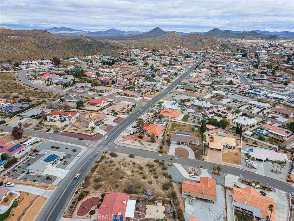 Vacant Land For Sale - 16499 Kamana Road<br/> Apple Valley, CA 92307