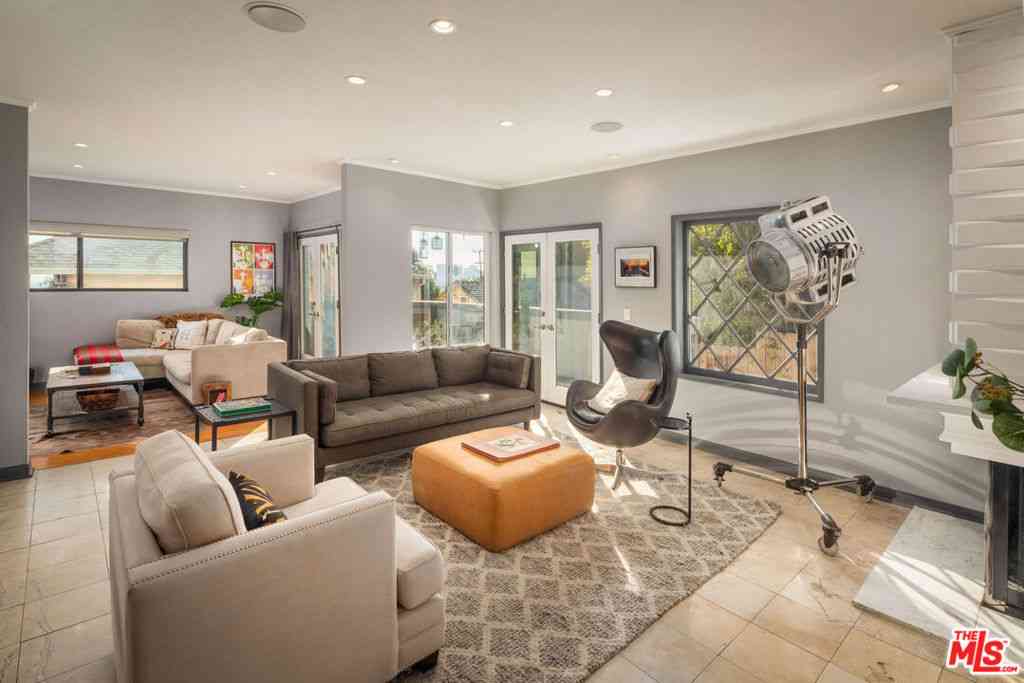 Condo For Sale - 1133 N Clark Street #103<br/> West Hollywood, CA 90069