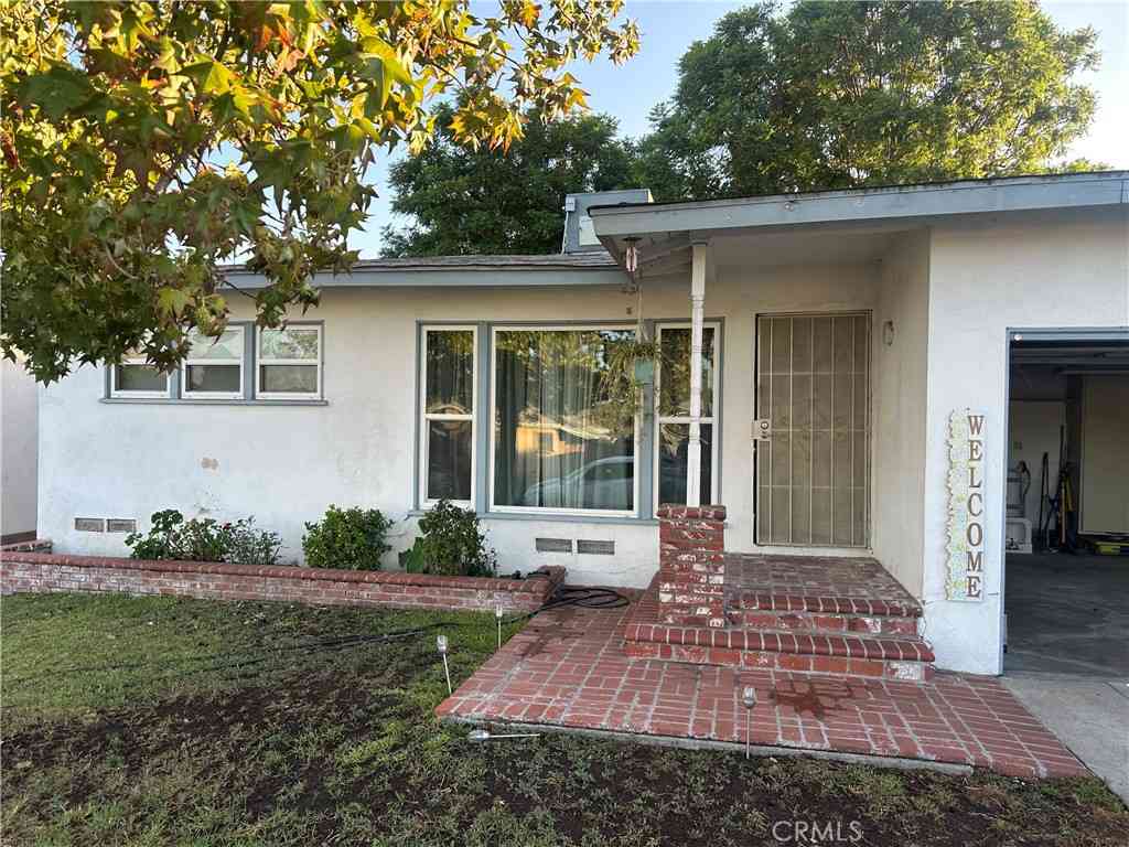 Homes For Sale - 13838 Cornishcrest<br/> Whittier, CA 90605