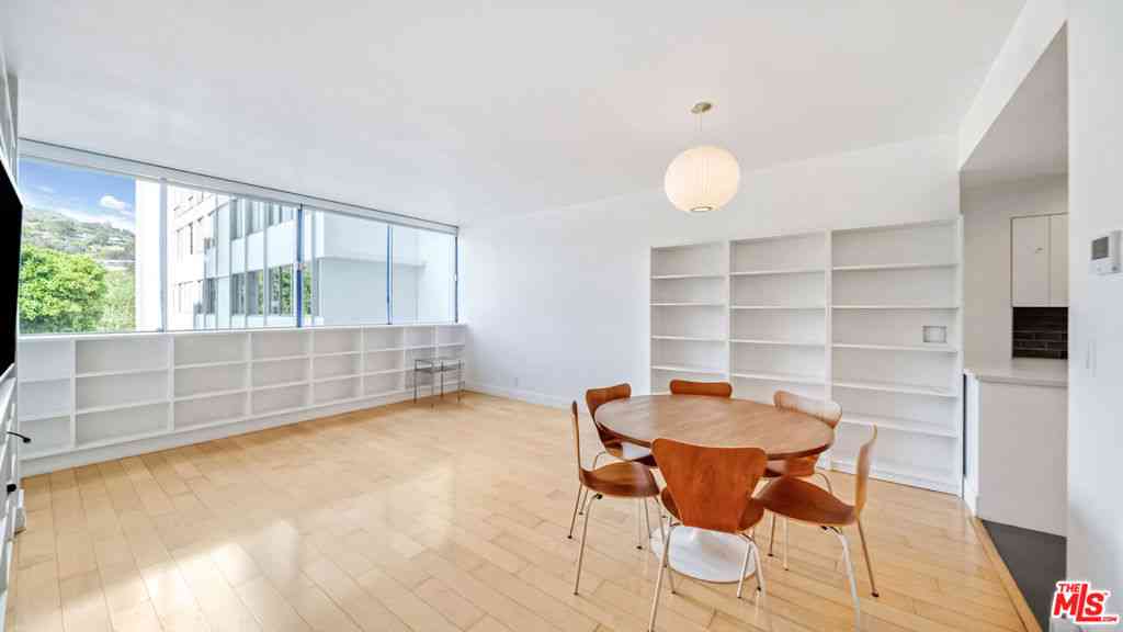 Condo For Rent - 17350 W Sunset Boulevard #204<br/> Pacific Palisades, CA 90272