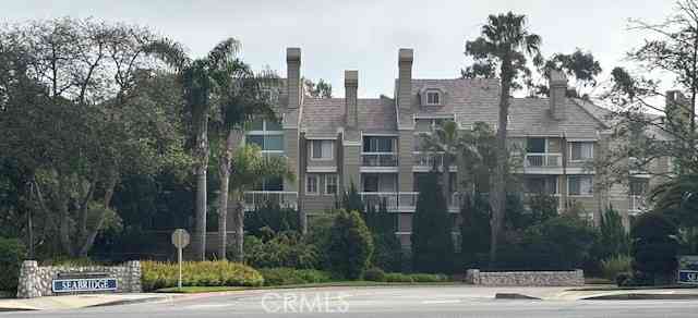 Condo For Sale - 20191 Cape Coral Ln Unit #116<br/> Huntington Beach, CA 92646