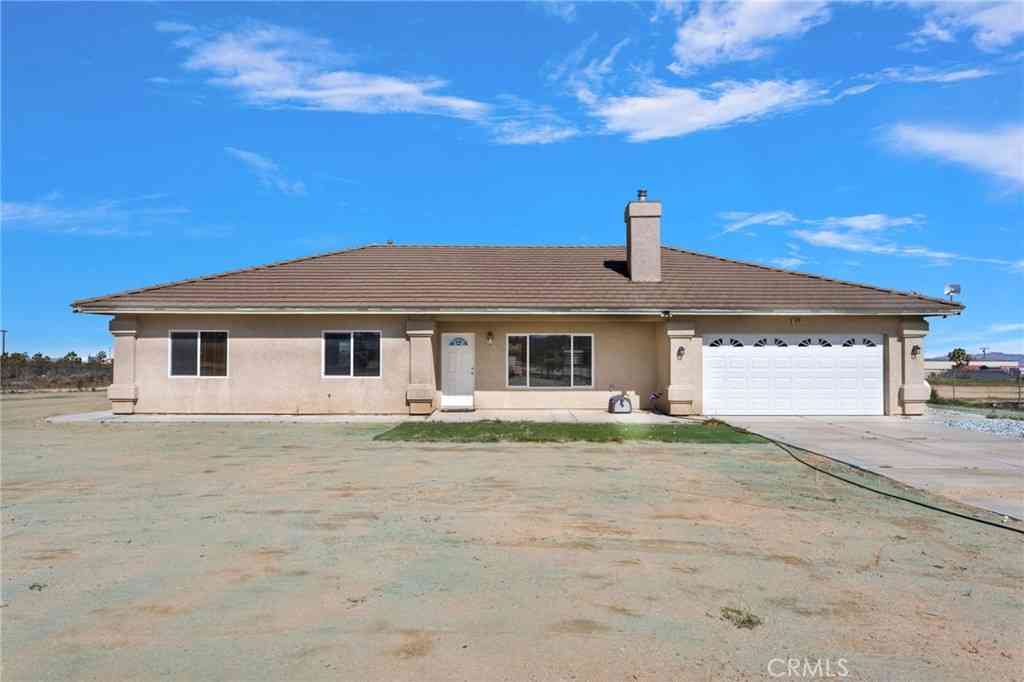 Homes For Sale - 8720 Greasewood Lane<br/> Victorville, CA 92392