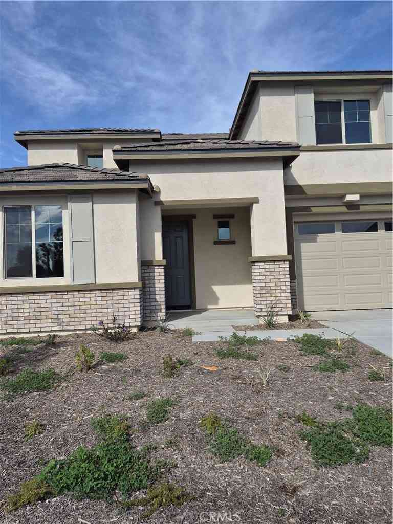 Homes For Rent - 748 Spyglass Court<br/> Perris, CA 92571