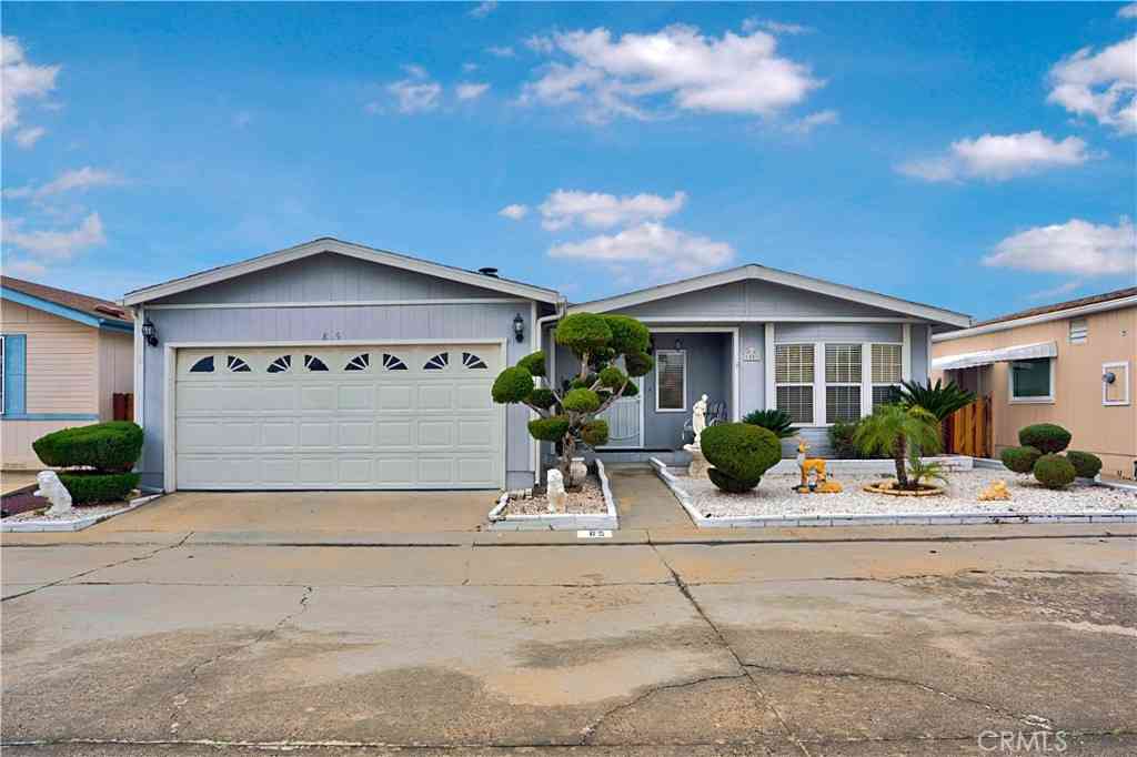 Mobile Home For Sale - 27250 Murrieta #85<br/> Menifee, CA 92586