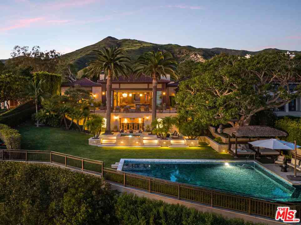 Homes For Sale - 24834 Pacific Coast Highway<br/> Malibu, CA 90265