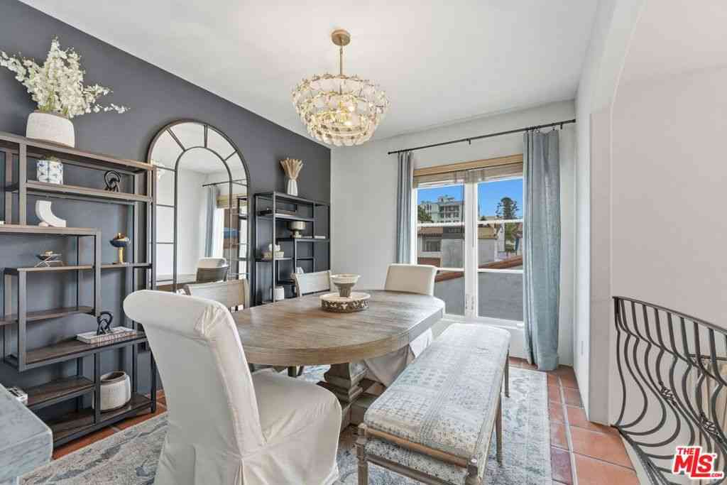 Condo For Sale - 1414 N Harper Avenue #5<br/> West Hollywood, CA 90046
