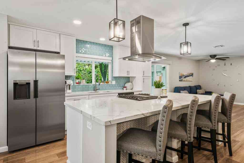 Mobile Home For Sale - 38916 Moronga Canyon Drive<br/> Palm Desert, CA 92260