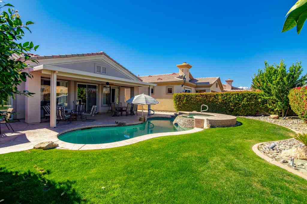 Homes For Sale - 75760 W Heritage<br/> Palm Desert, CA 92211
