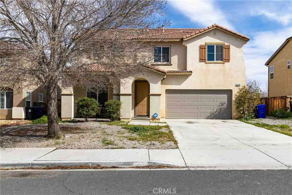 Homes For Sale - 14761 Coachman<br/> Victorville, CA 92394
