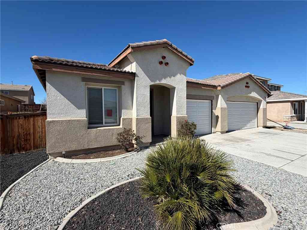 Homes For Sale - 12810 Ethan<br/> Victorville, CA 92392