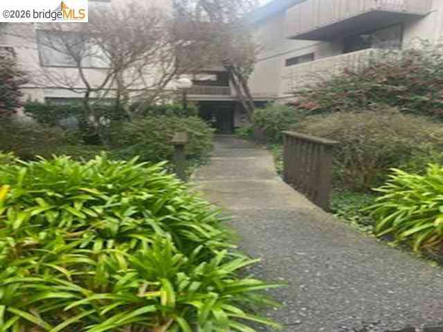 Condo For Sale - 7246 Shelter Creek Ln<br/> San Bruno, CA 94066